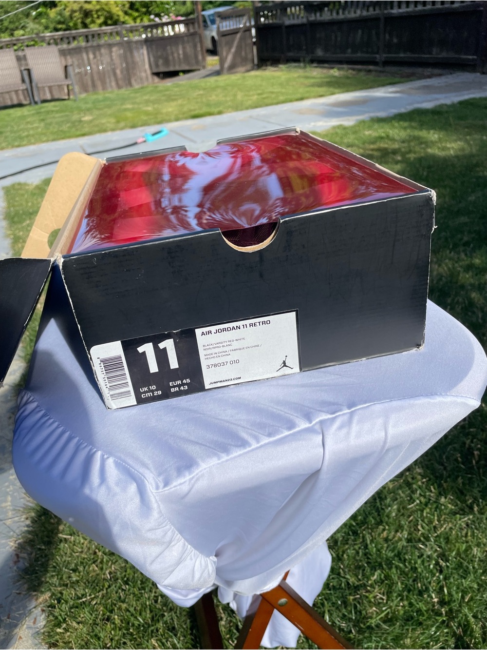 Jordan 11 bred (2012) size 11 OG box and inserts. - Picture 9 of 9